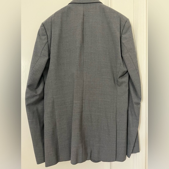 Hugo Boss mens suit (grey, 42L) - Picture 2 of 6